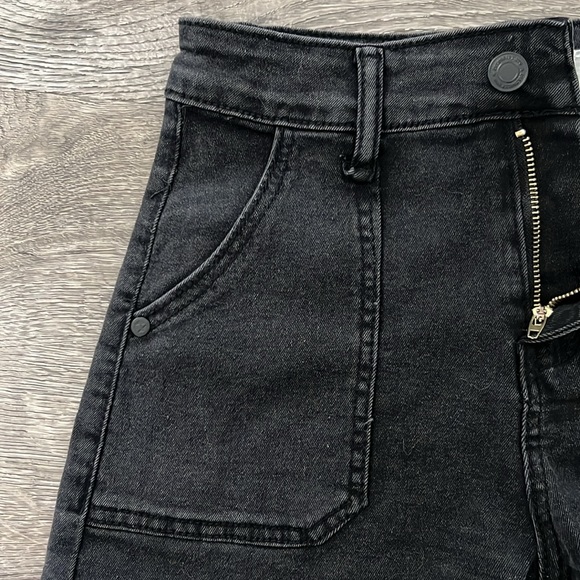 Celebrity Ace High Waisted Jegging Shorts (Size 3/26) - Picture 5 of 5